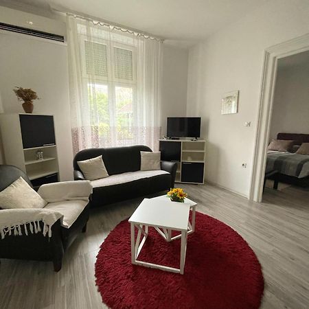 Apartment Milijana 수보티차 외부 사진