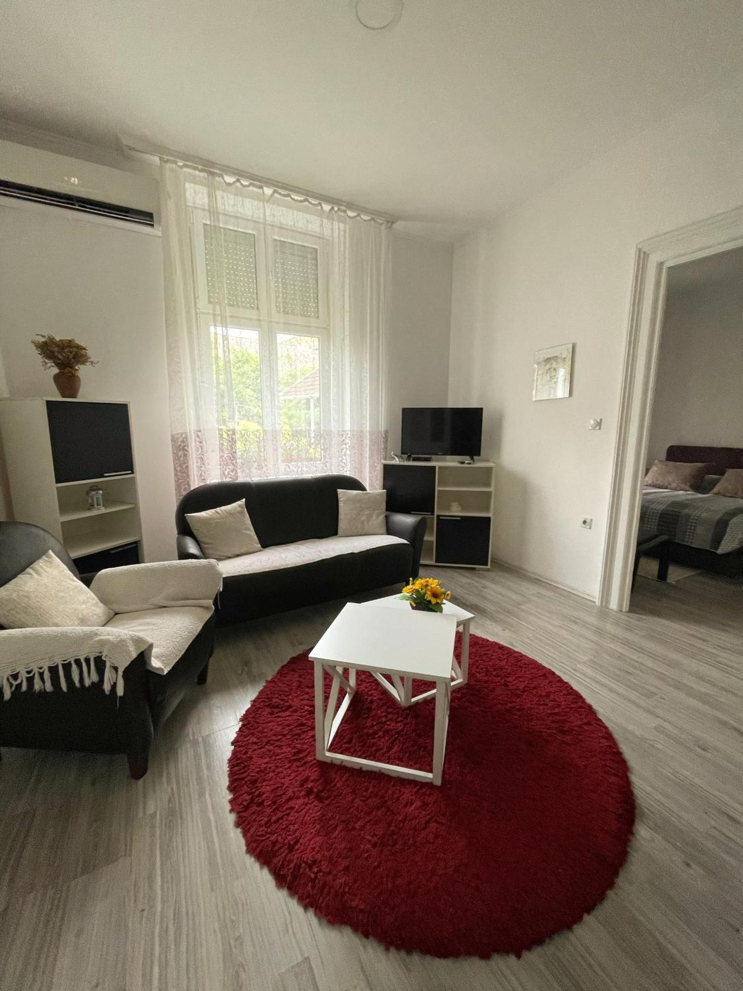 Apartment Milijana 수보티차 외부 사진